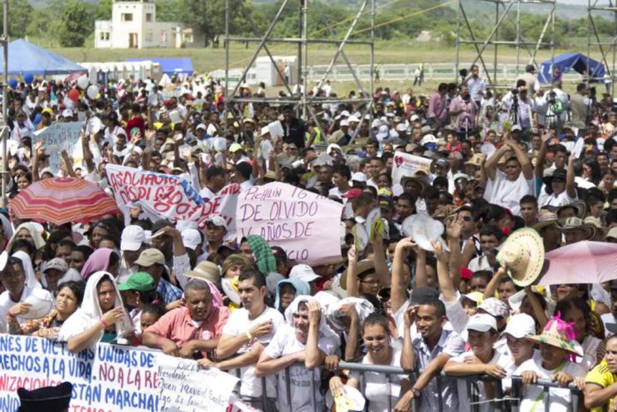 Marcha de las víctimas en El Carmen de Bolívar CORTESÍA