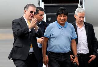 Evo Morales afirma que analiza volver a Bolivia o viajar a Argentina