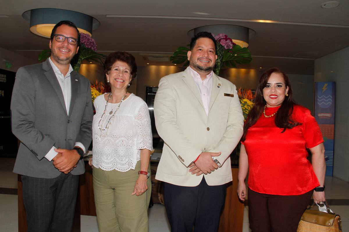 Alejandro Manfredonio, Prince Martínez, Miguel Vergel y Patricia Angarita.
