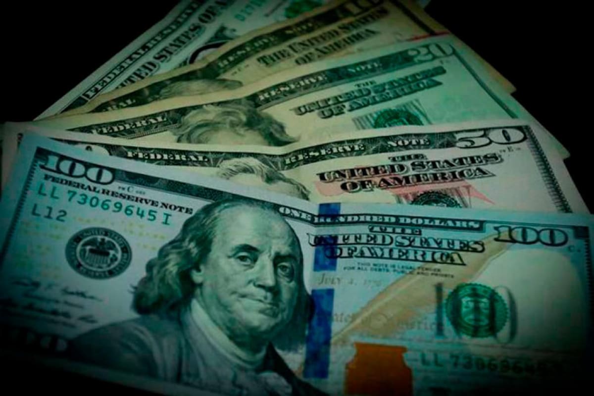 Así abrió el dólar este martes: la divisa presenta una leve alza