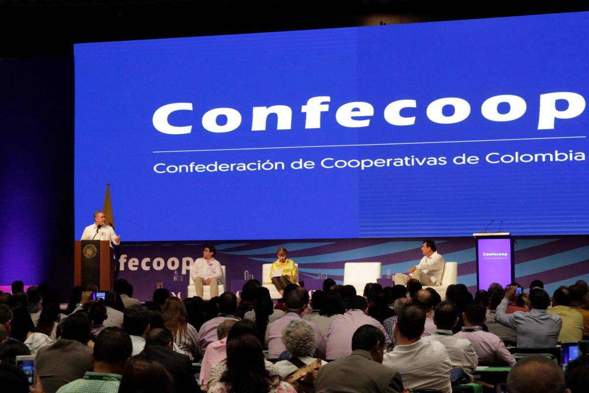 Duque da respaldo al Pacto por la Economía Cooperativa y Salidaria