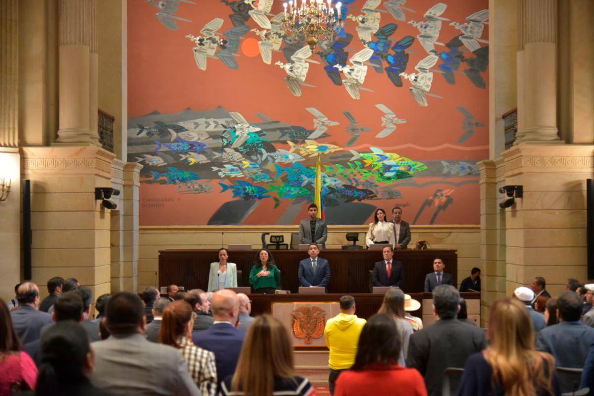 Se enredó la reforma política: se aplaza votación para el lunes