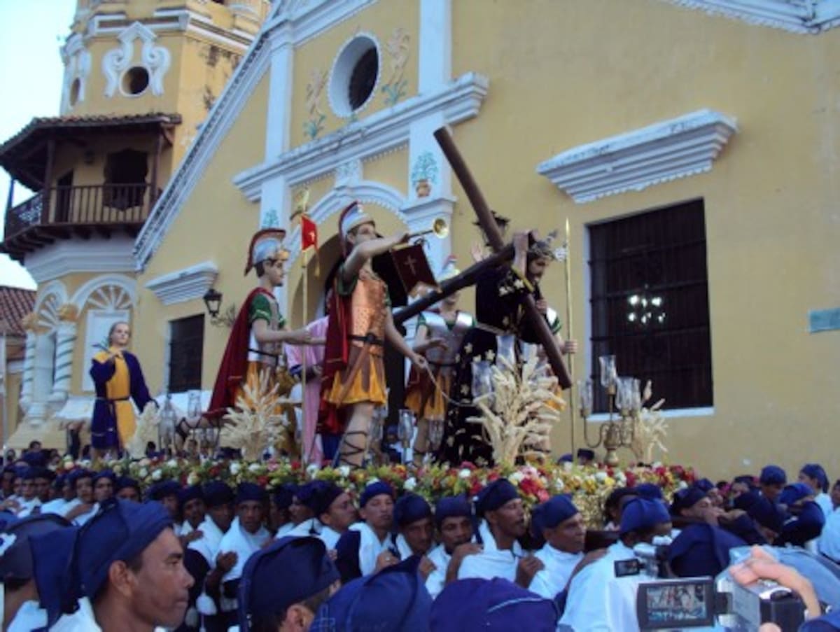 Procesión del Santo Ecce Homo y Virgen de las Angustias el Jueves Santo. Jesús de Nazareno o Paso Grande.