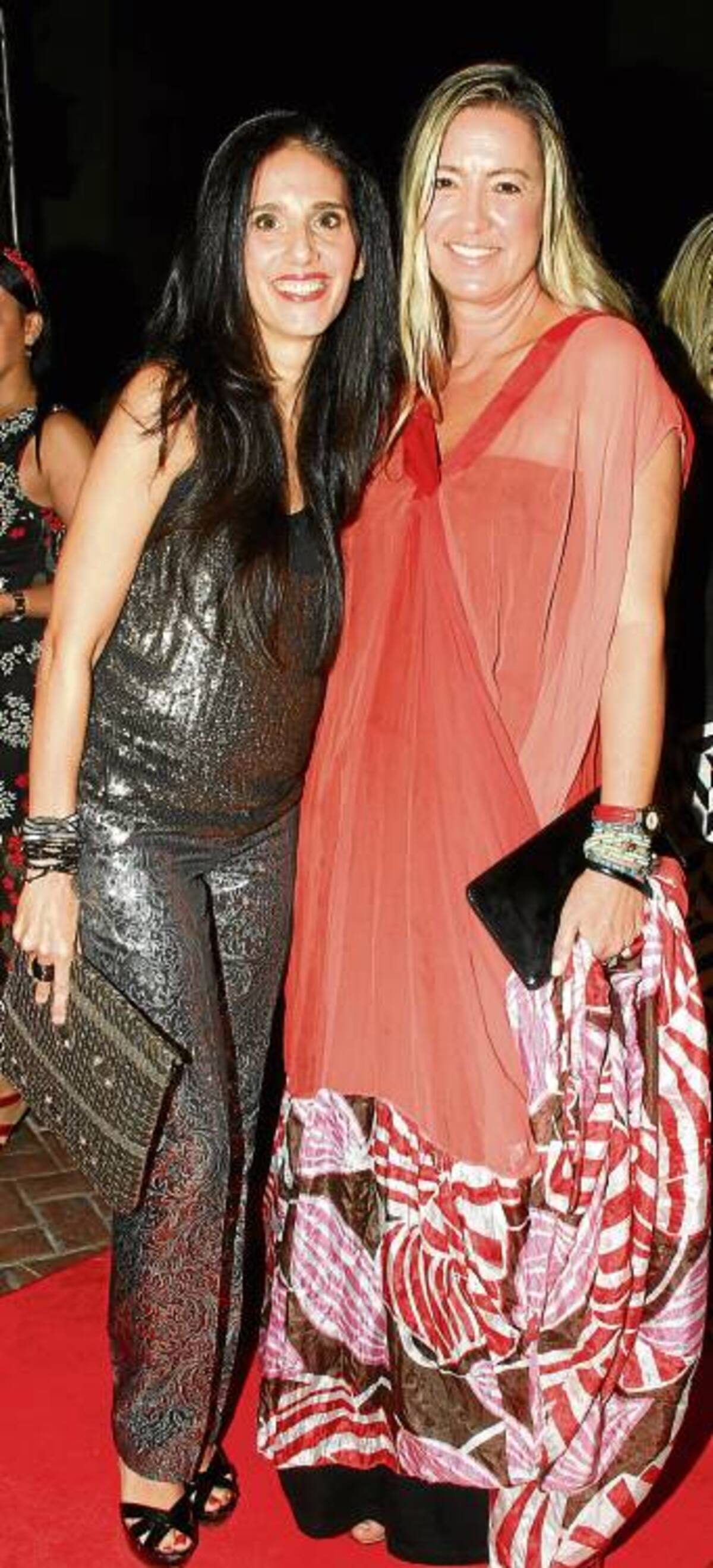 La diseñadora Beatriz Camacho y Margarita Gómez.