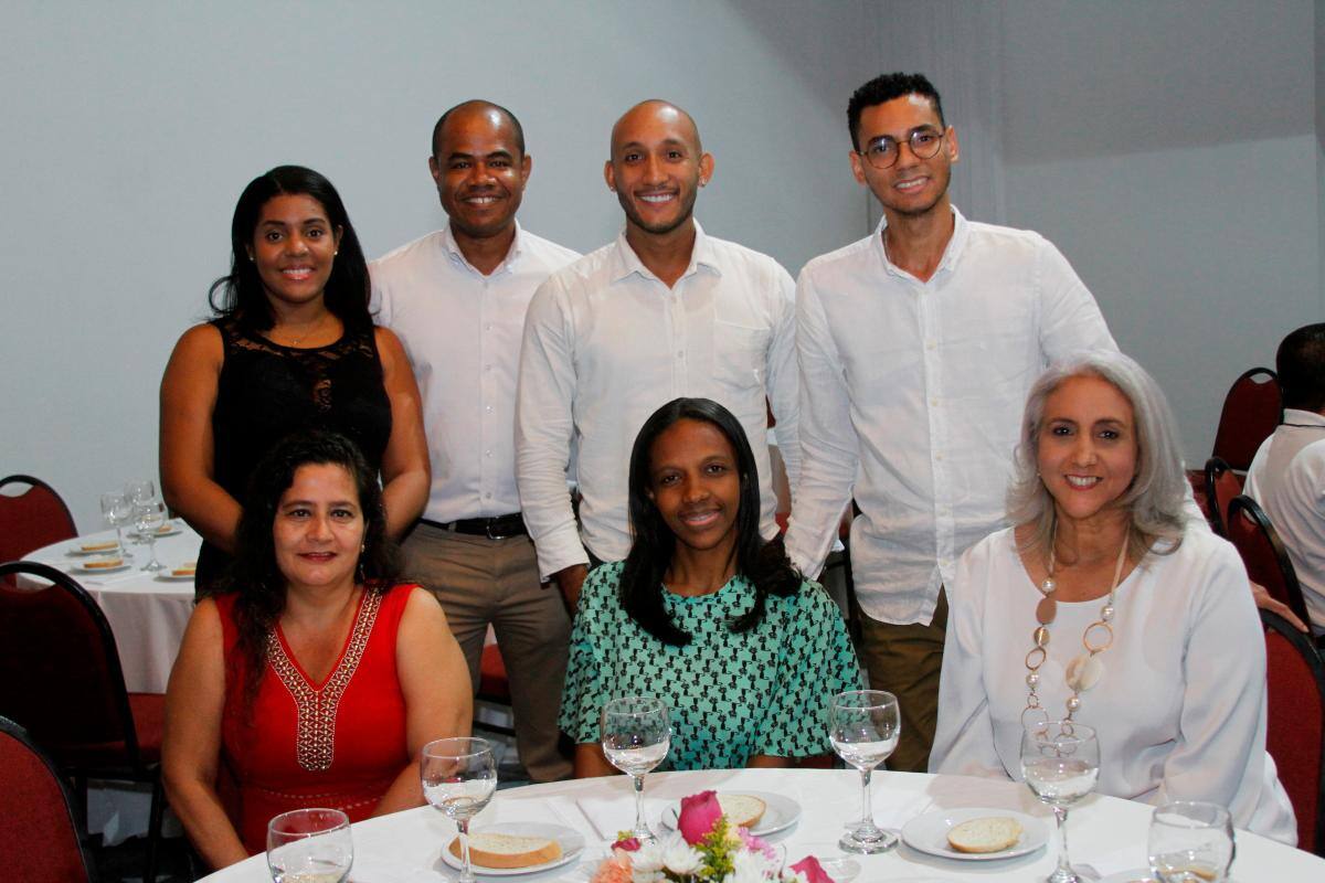 Mayra Narváez, Miguel Ramos, Eduardo Cárdenas, Héctor Blaseiro, Luperly Palacio, Jessica Chiquillo, Victoria Pareja.