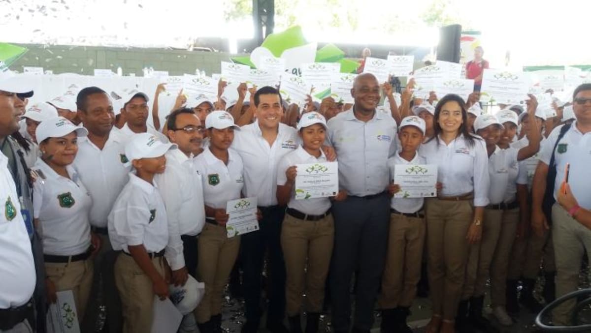 Los guardianes se comprometieron a ayudar a toda la comunidad montemariana y a sembrar 250 mil árboles. Lila Leyva/ El Universal/