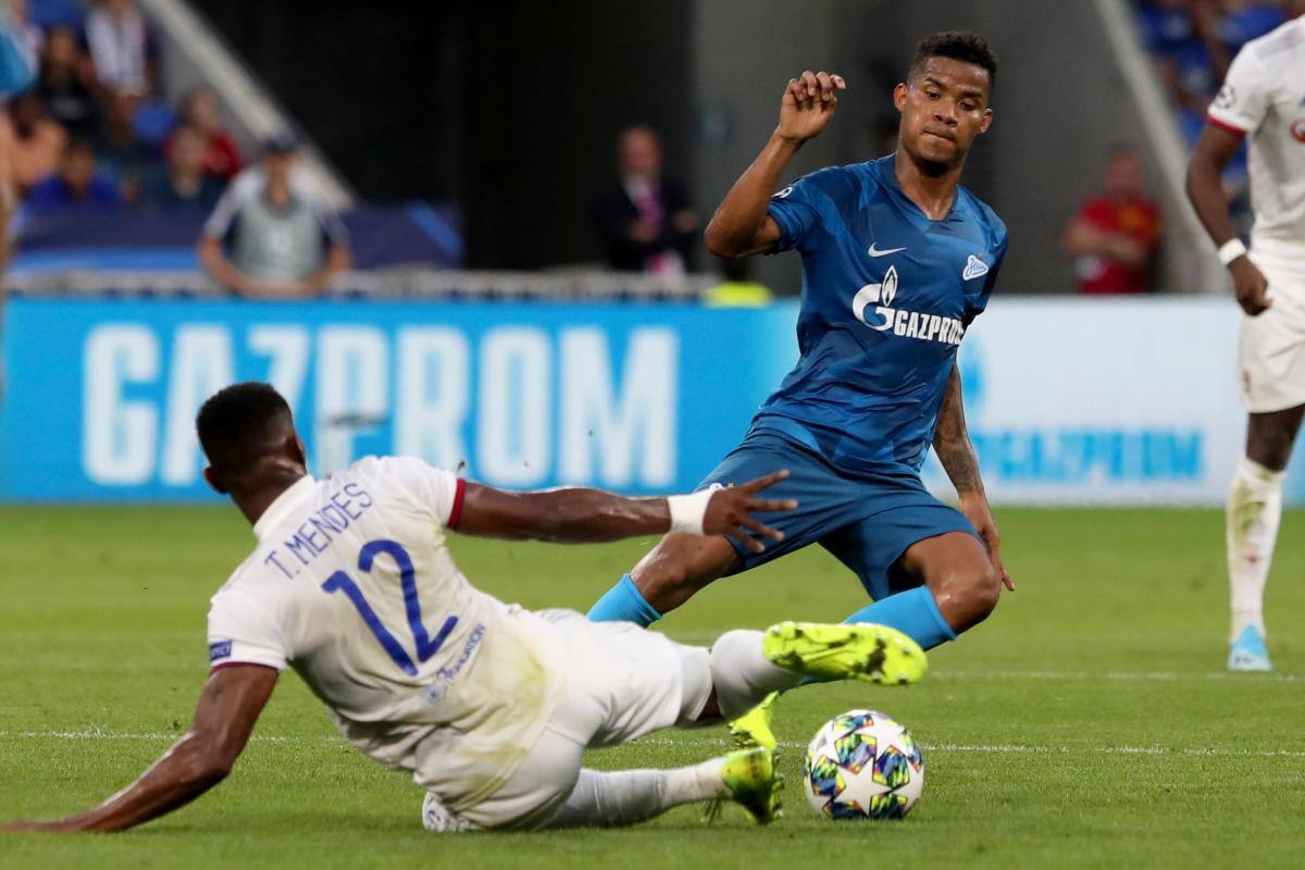 Wilmar Barrios empata en su debut en Champions League