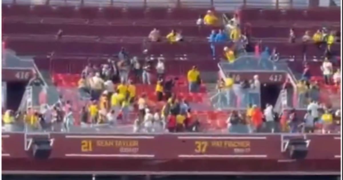 Video: fight between Colombian fans in friendly against France