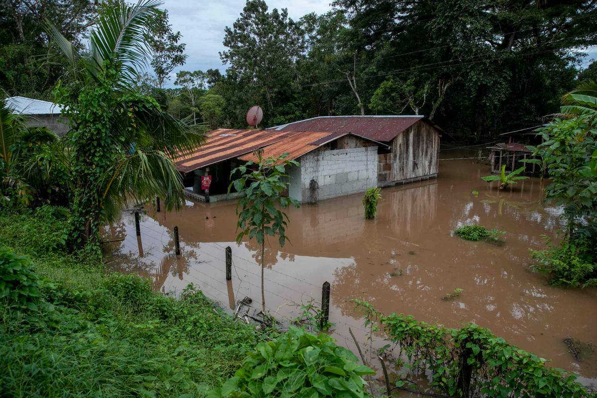 Al menos 19 fallecidos deja paso de la tormenta Julia por Centroamérica