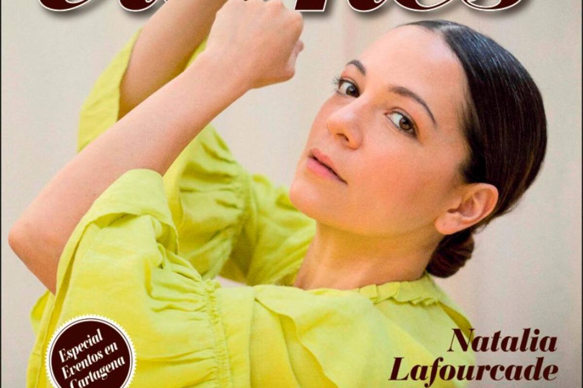 Natalia Lafourcade regresa a cantar por México