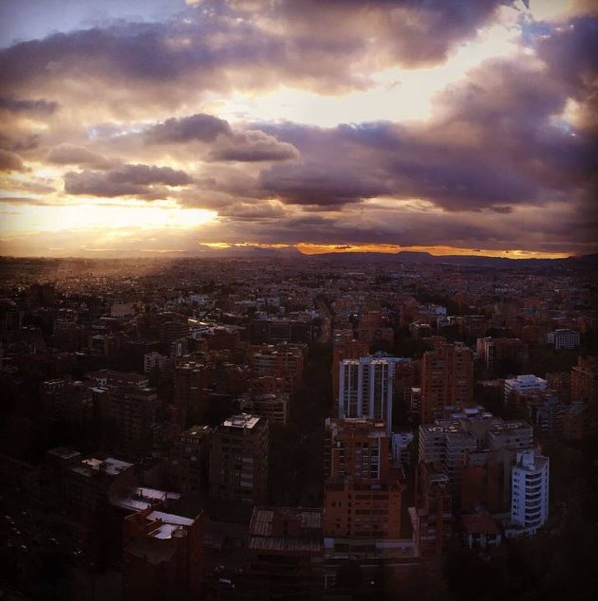 Hilary Swank en Bogotá. INSTAGRAM