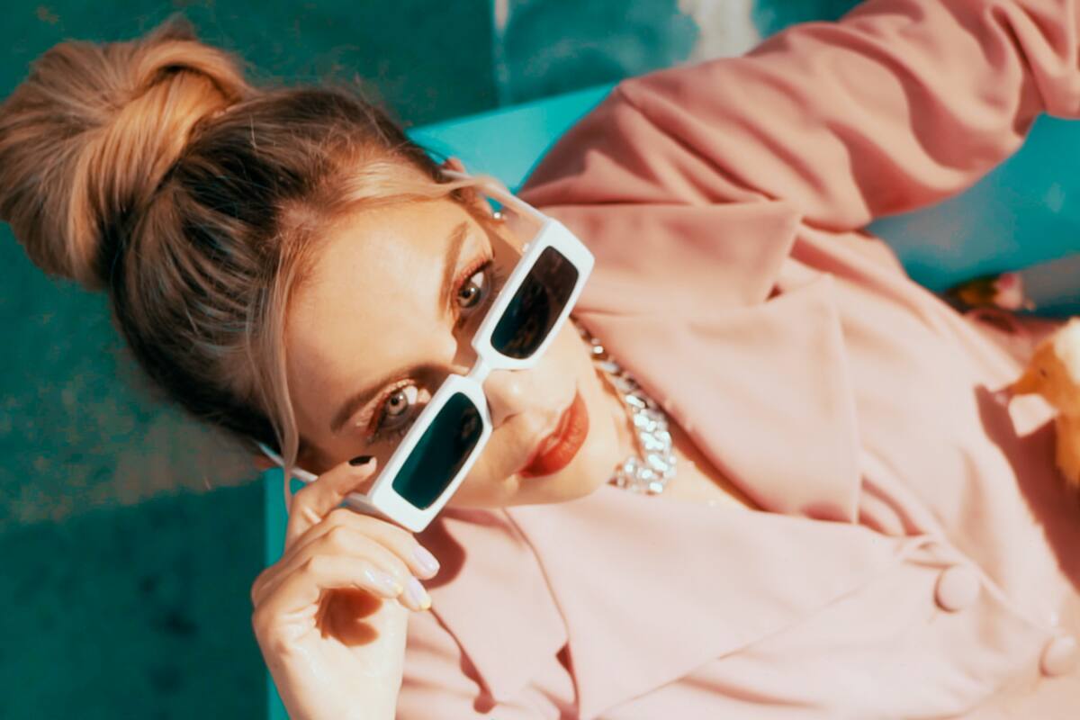 Escucha “Fresh”, el nuevo sencillo de Mila Egred