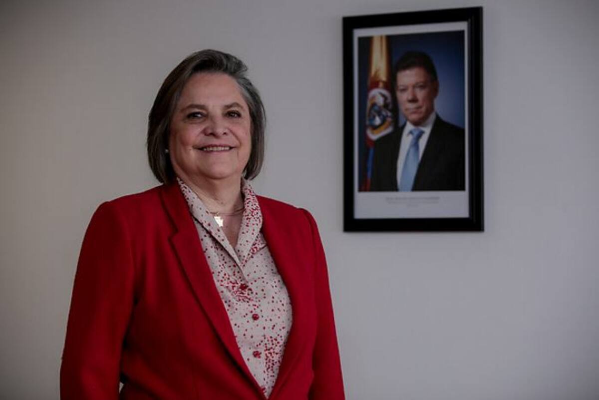 Clara López, ministra de Trabajo. //Colprensa.