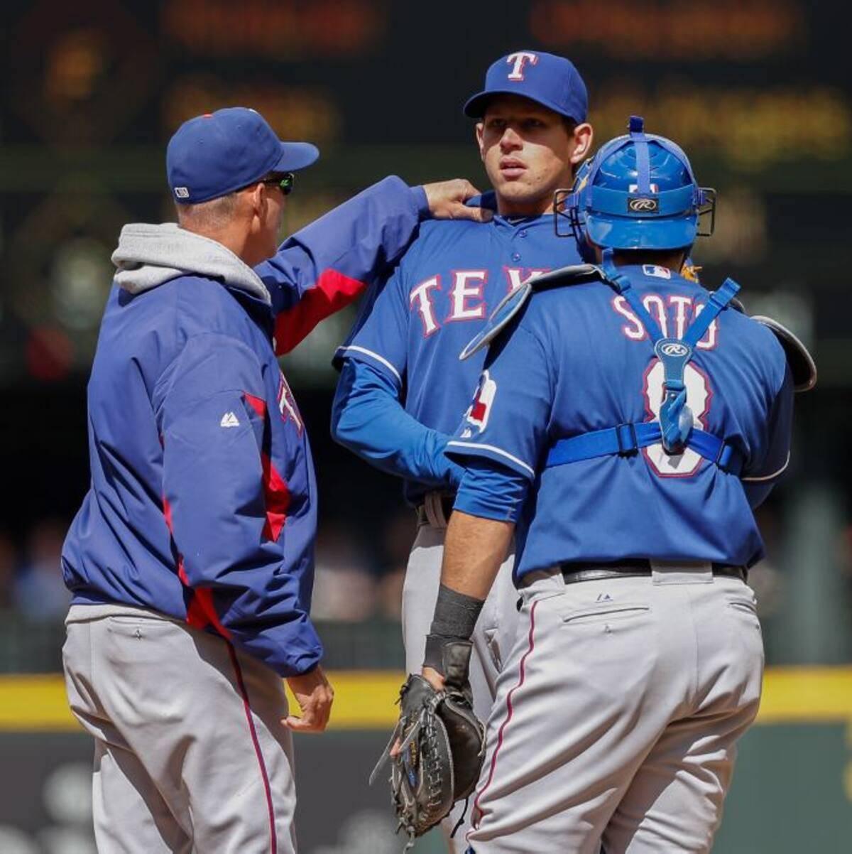 Raúl Ibáñez agregó un cuadrangular solitario mientras Seattle rescataba un empate en la serie de cuatro duelos gracias más que nada a que Maurer (1-2) finalmente jugó al nivel que mostró en la pretemporada y que le dio un lugar en la rotación. AFP OTTO GREULE JR