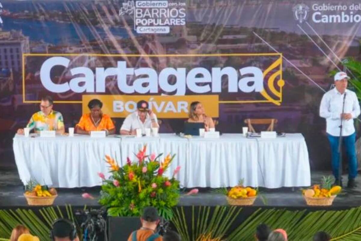 Dumek anuncia encuentro energético para encontrar soluciones al alza de la luz