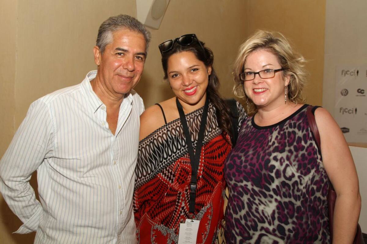 Mauricio Quintana, Ana Lucía Lecompte y Wendy Mitchel.