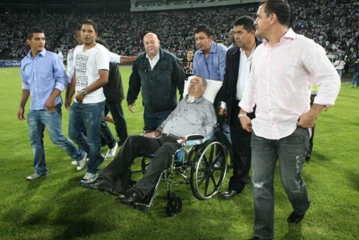 Internan en Medellín a Luis Fernando Montoya, campeón de la Libertadores 2004. Colprensa