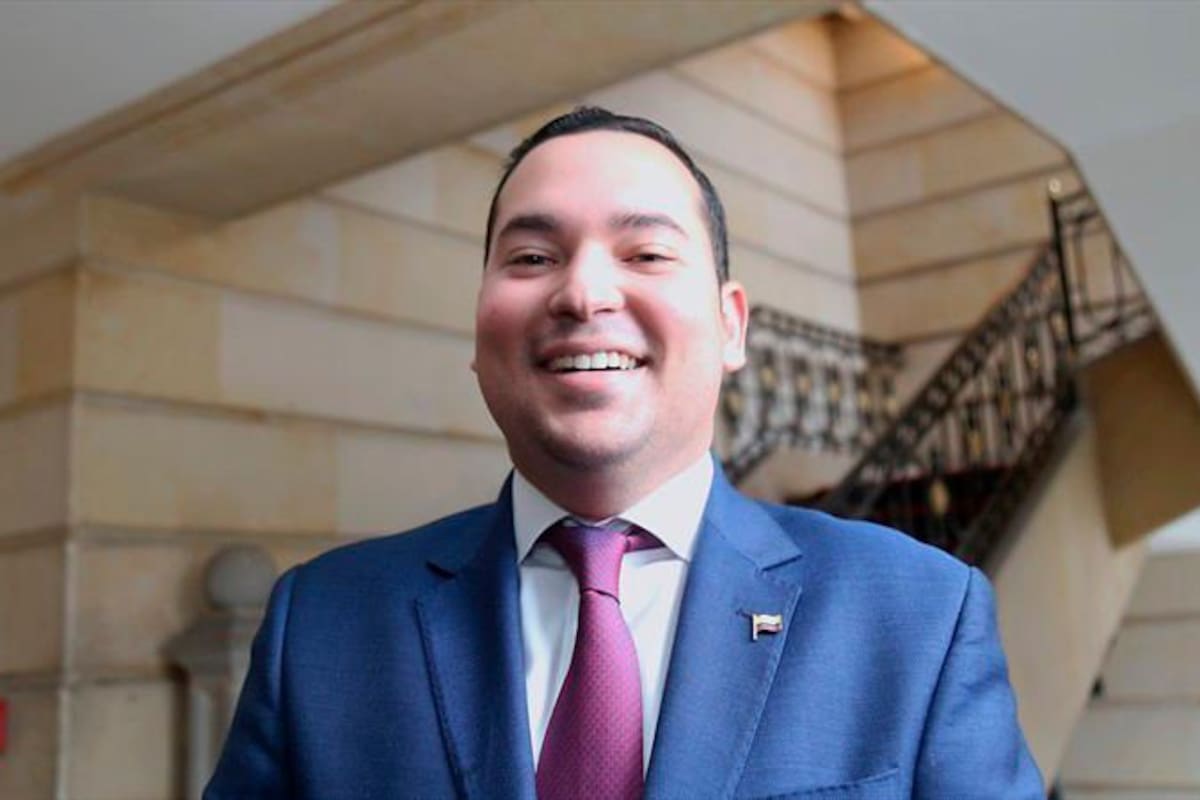 Viceministro del Interior renuncia para ocupar curul de Samuel Hoyos