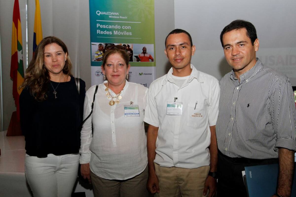 María Salgado, Giovana Bruni, Richard Arnedo y Fabián Hernández.