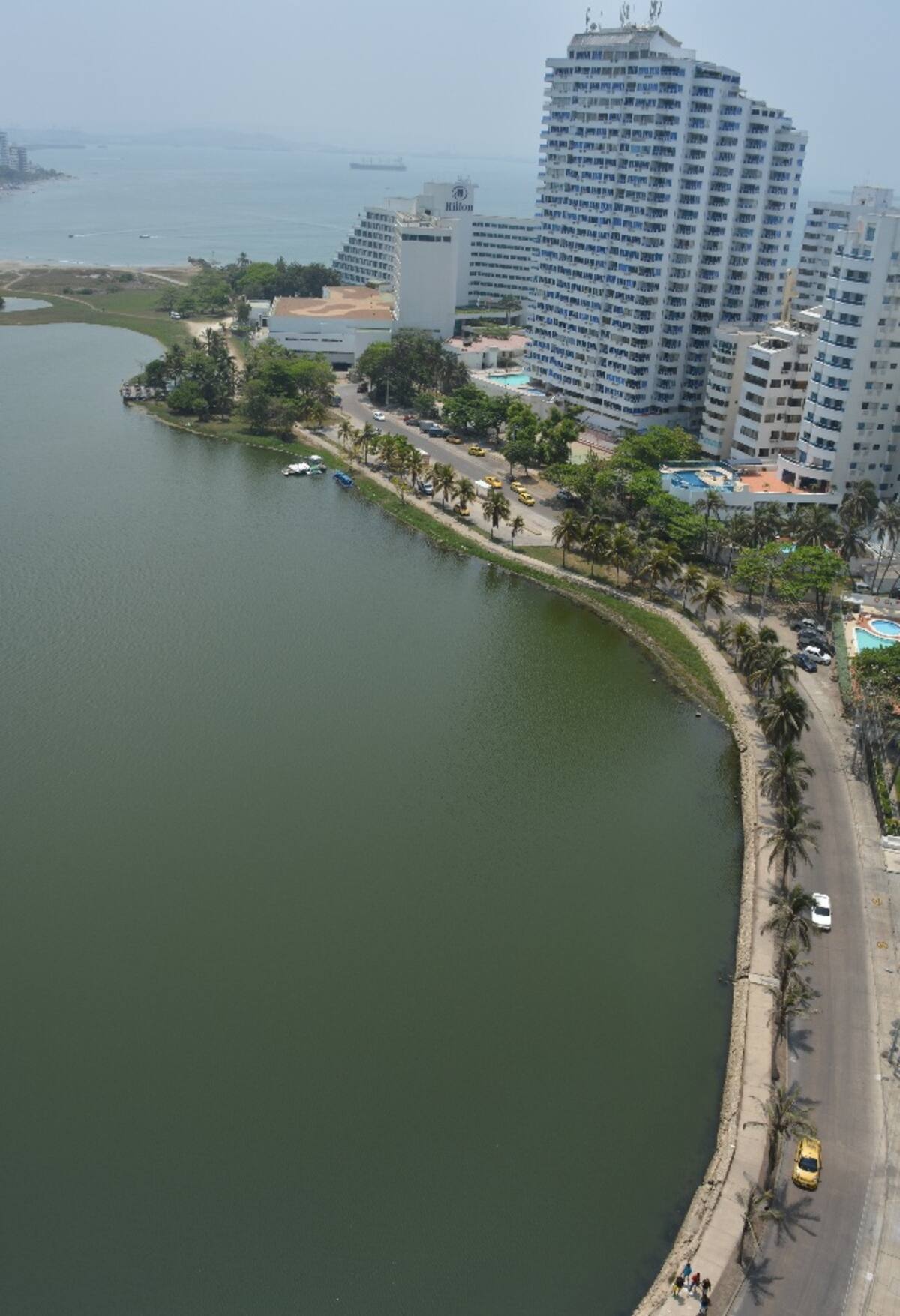 En el primer trimestre del año se habían recibido en la Dimar más de 20 solicitudes para instalar marinas. Los proyectos de marinas se anunciaron desde finales de 2015 para la bahía interior de Cartagena, con el fin de desarrollar e internacionalizar la industria náutica.