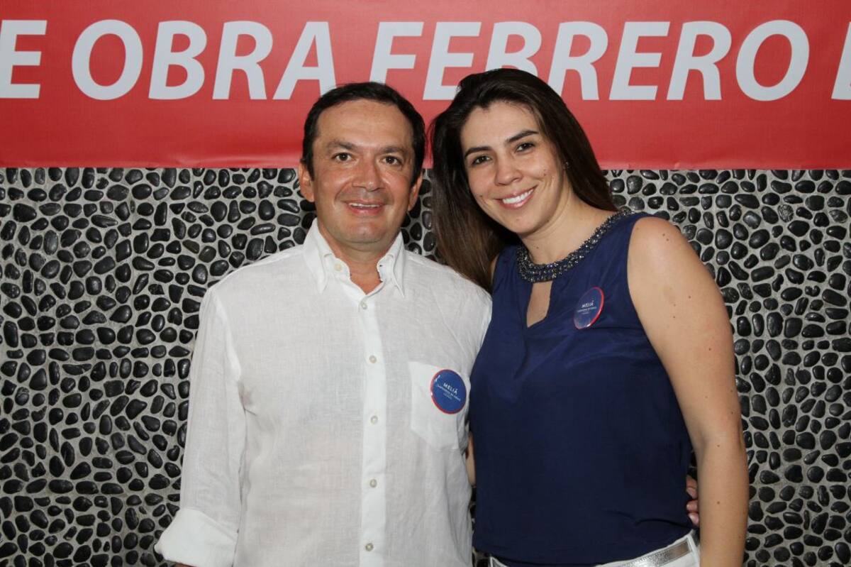 Mauricio Martínez, director Meliá , y Carolina Orozco, directora comercial.