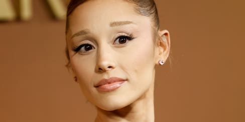 Ariana Grande demandó a hackers por filtrar canciones inéditas y material privado