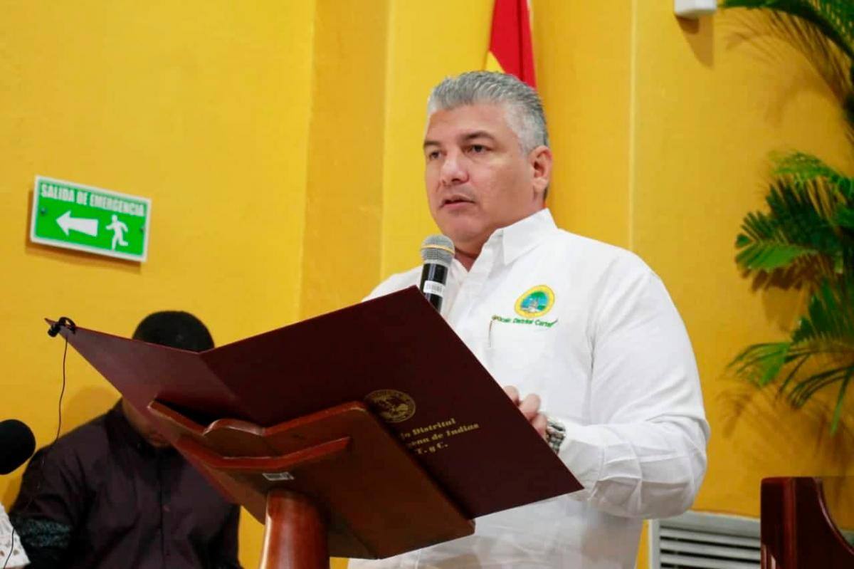 Óscar Marín, presidente.