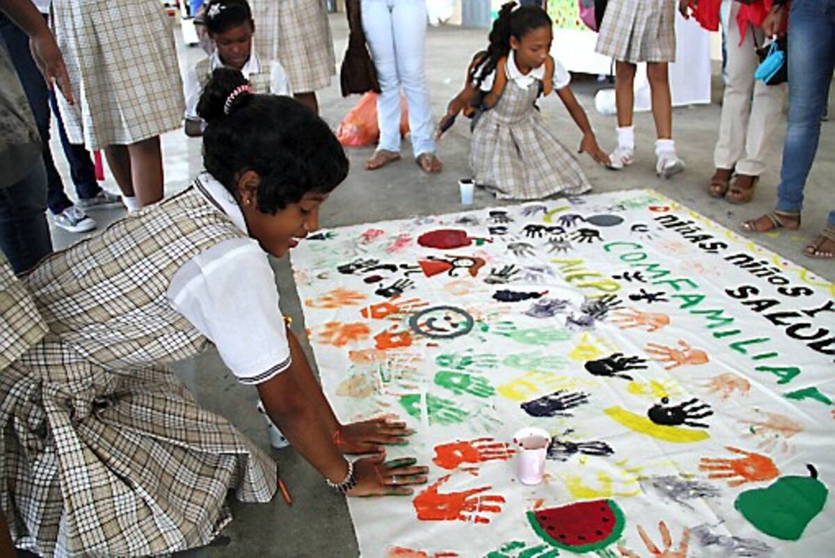 En las actividades dirigidas a los niños, niñas adolescentes participaron estudiantes de distintas instituciones. OSCAR DÍAZ / EL UNIVERSAL