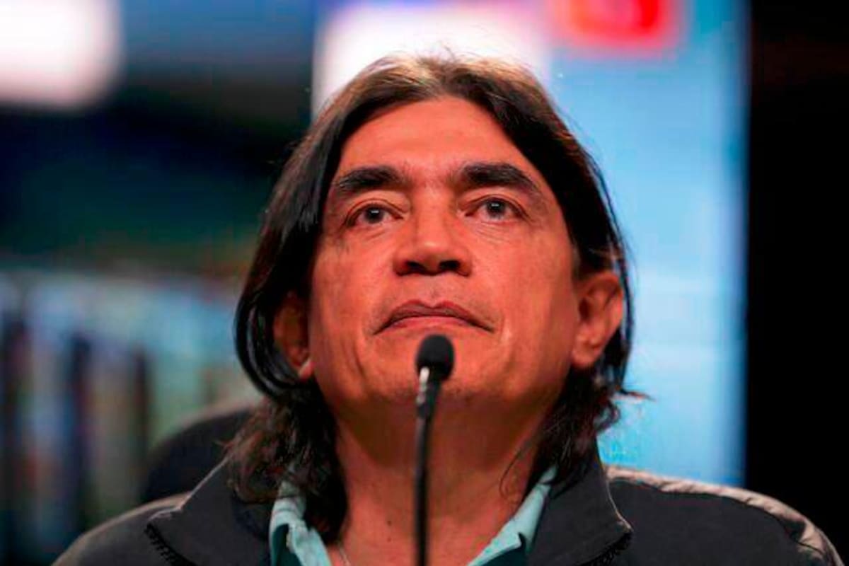 Gustavo Bolívar cuestiona contrato a esposo de ministra de Minas