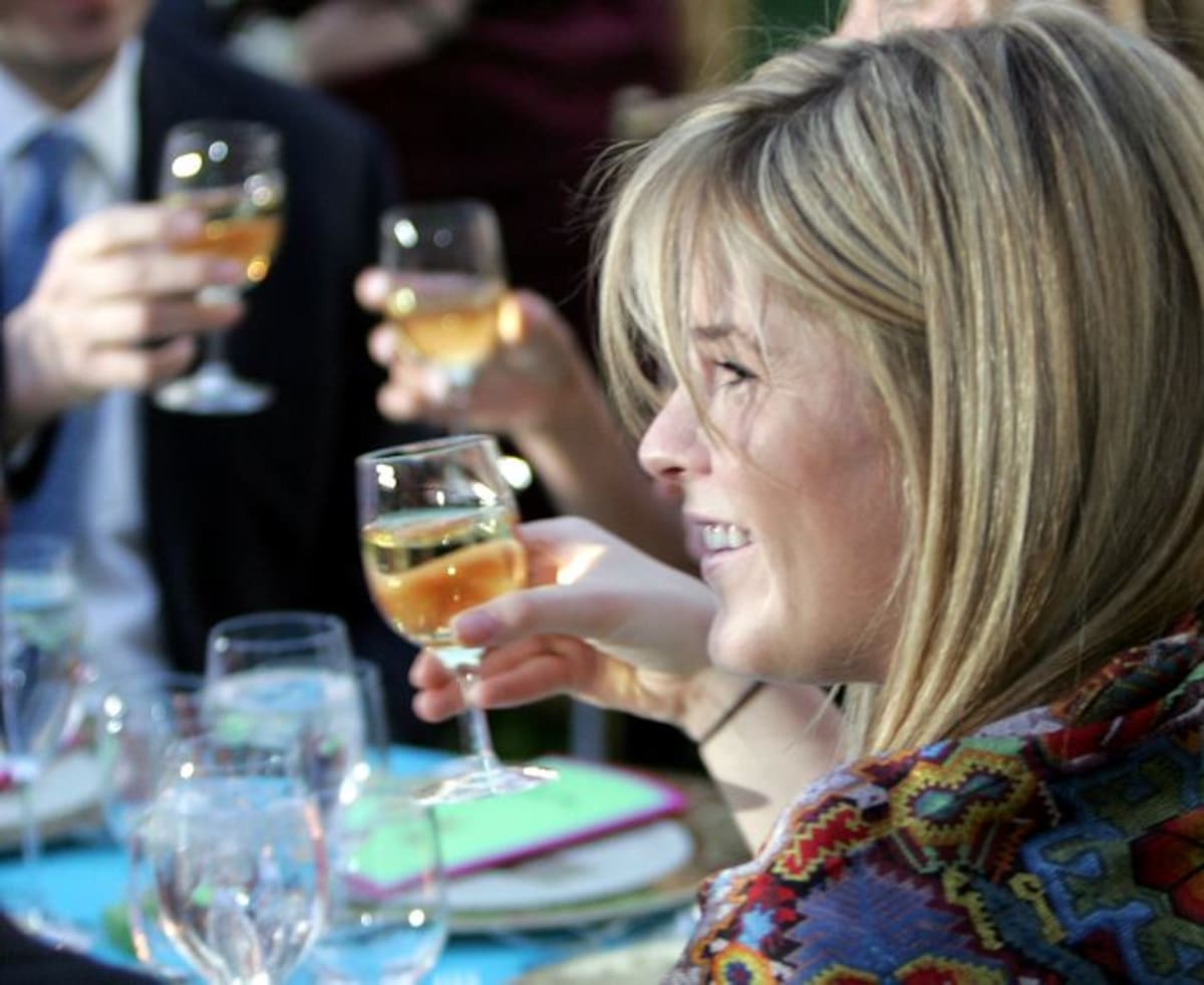 El alcohol que compone la cerveza y el vino reduce el riesgo de sufrir enfermedades cardiovasculares AFP TIM SLOAN