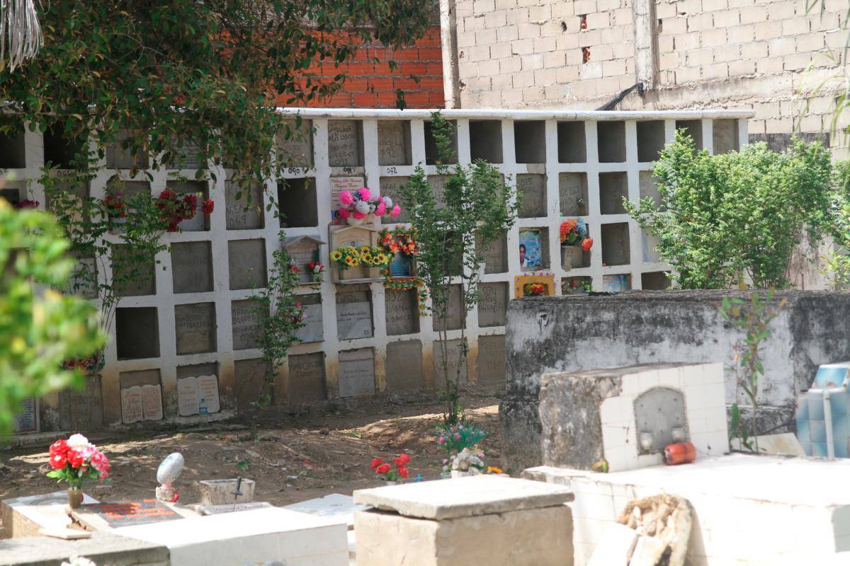En el cementerio Distrital de Ternera, en un mes, se ocuparon las nuevas bóvedas construidas en diciembre de 2020.