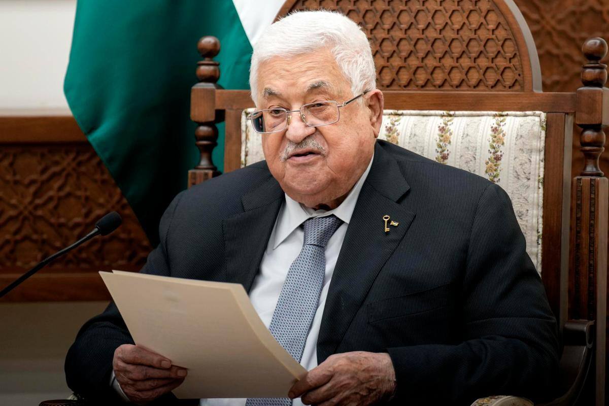 Abás pide conferencia internacional de paz para abordar la guerra en Gaza