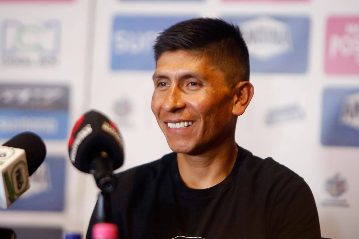 Nairo Quintana firmó nuevo contrato y lo anunció en sus redes