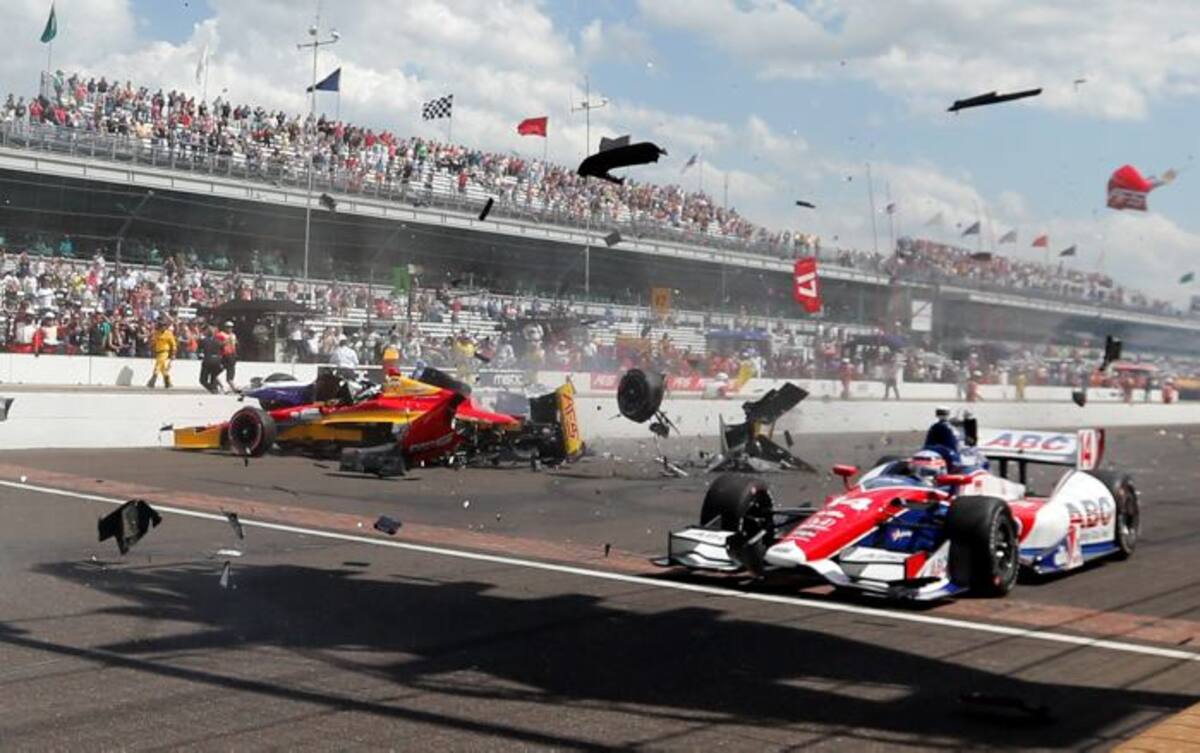 Colisión en el GP de Indianápolis. AP Robert Baker