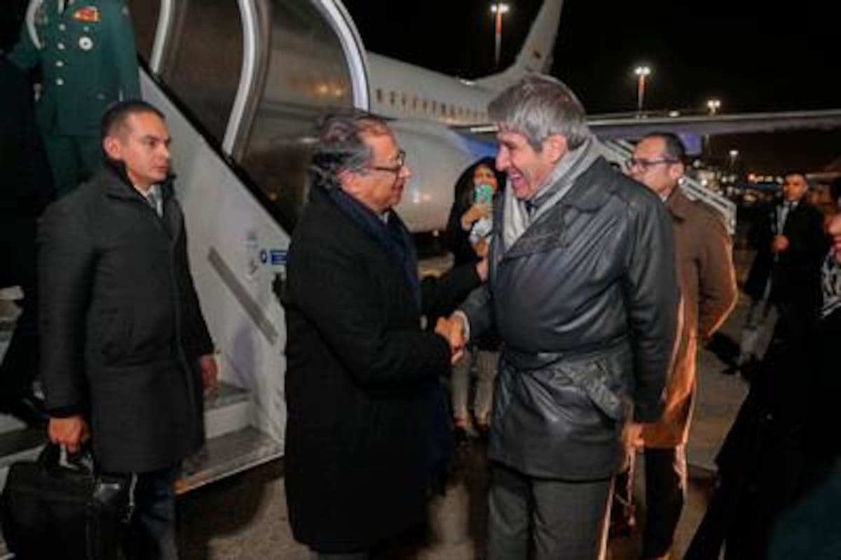 Petro ya está en Roma para hablar con el Papa Francisco