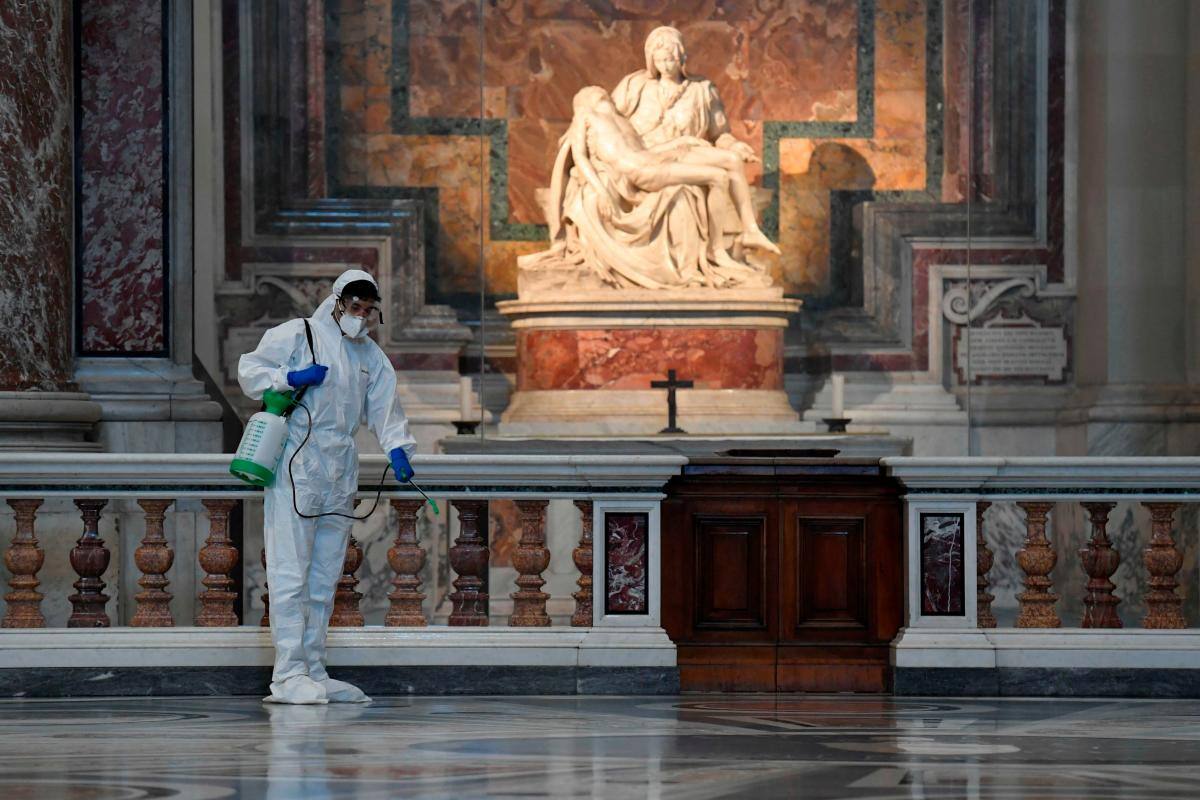 Las misas volverán a Italia el lunes 18 de mayo. Foto//EFE.