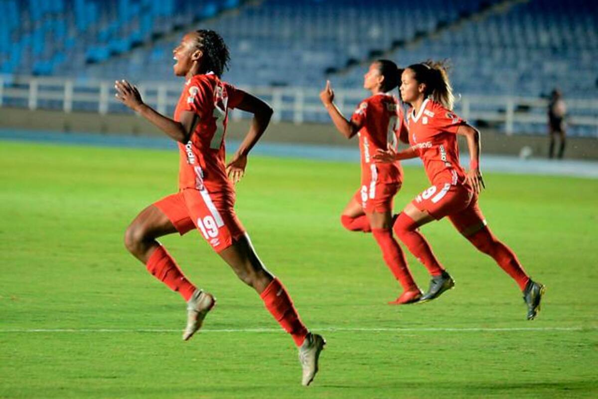América pegó primero en la final de la Liga Águila Femenina