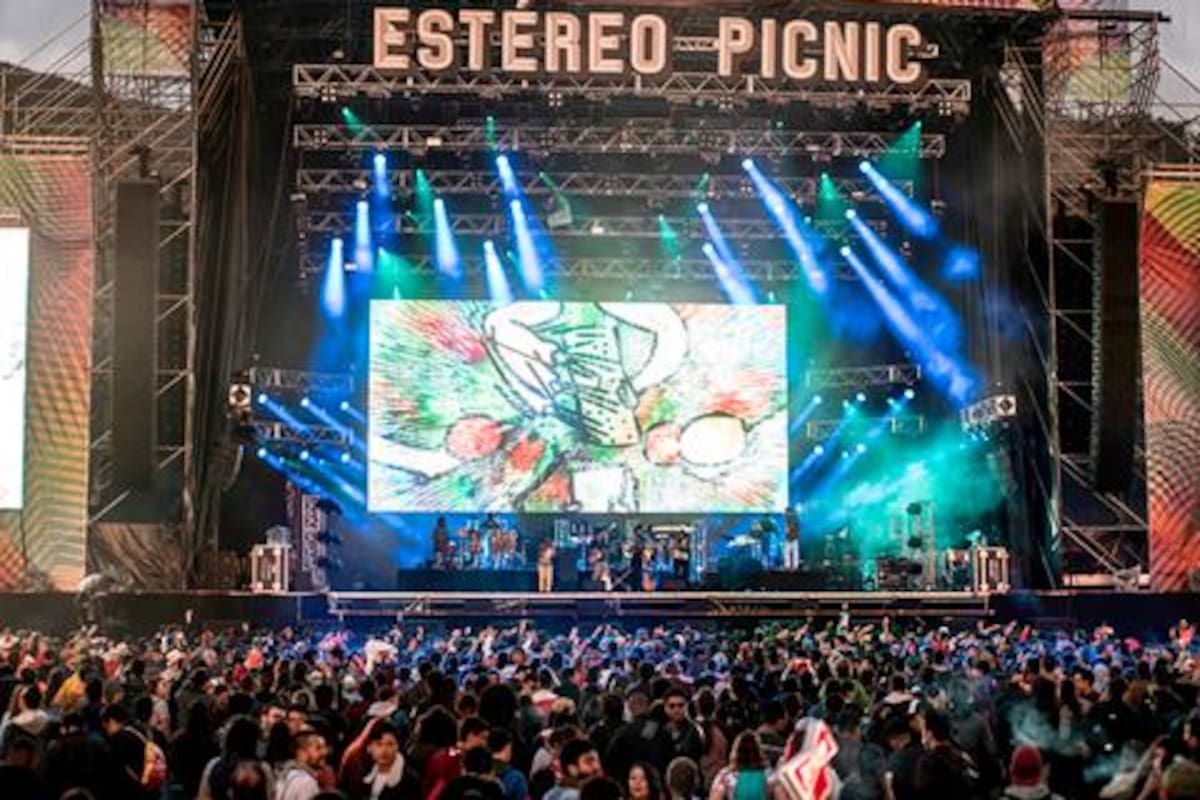 J Balvin, El Binomio y Gaiteros de San Jacinto, en Estéreo Picnic 2022