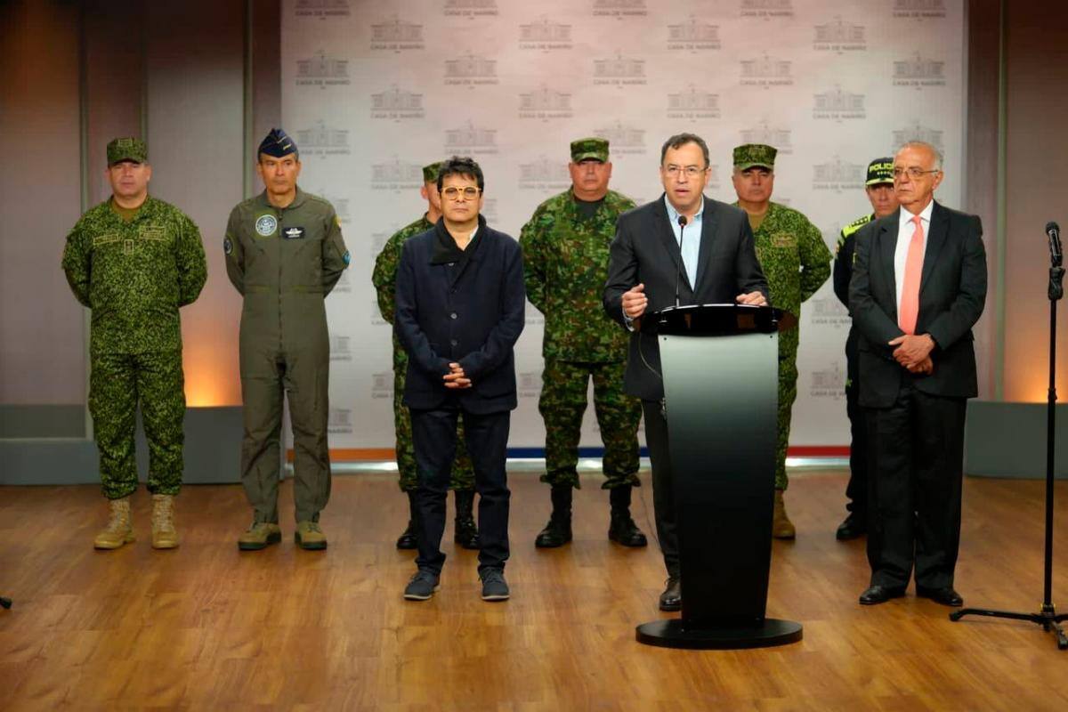 Gobierno Petro suspende decreto de cese al fuego bilateral con el ELN