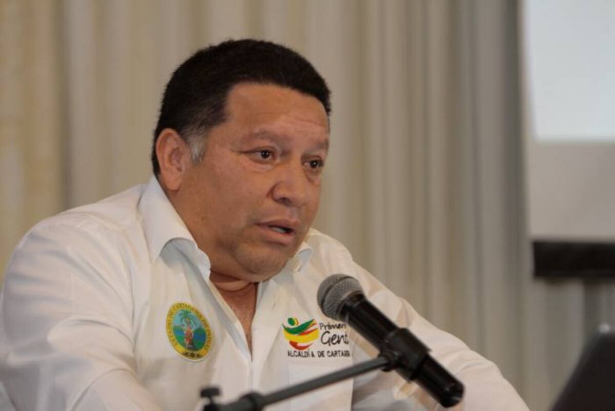 La indagación preliminar contra el alcalde Manolo Duque tuvo origen en el desplome del edifico en construcción Portales de Blas de Lezo II, el pasado Luis Eduardo Herrán-El Universal