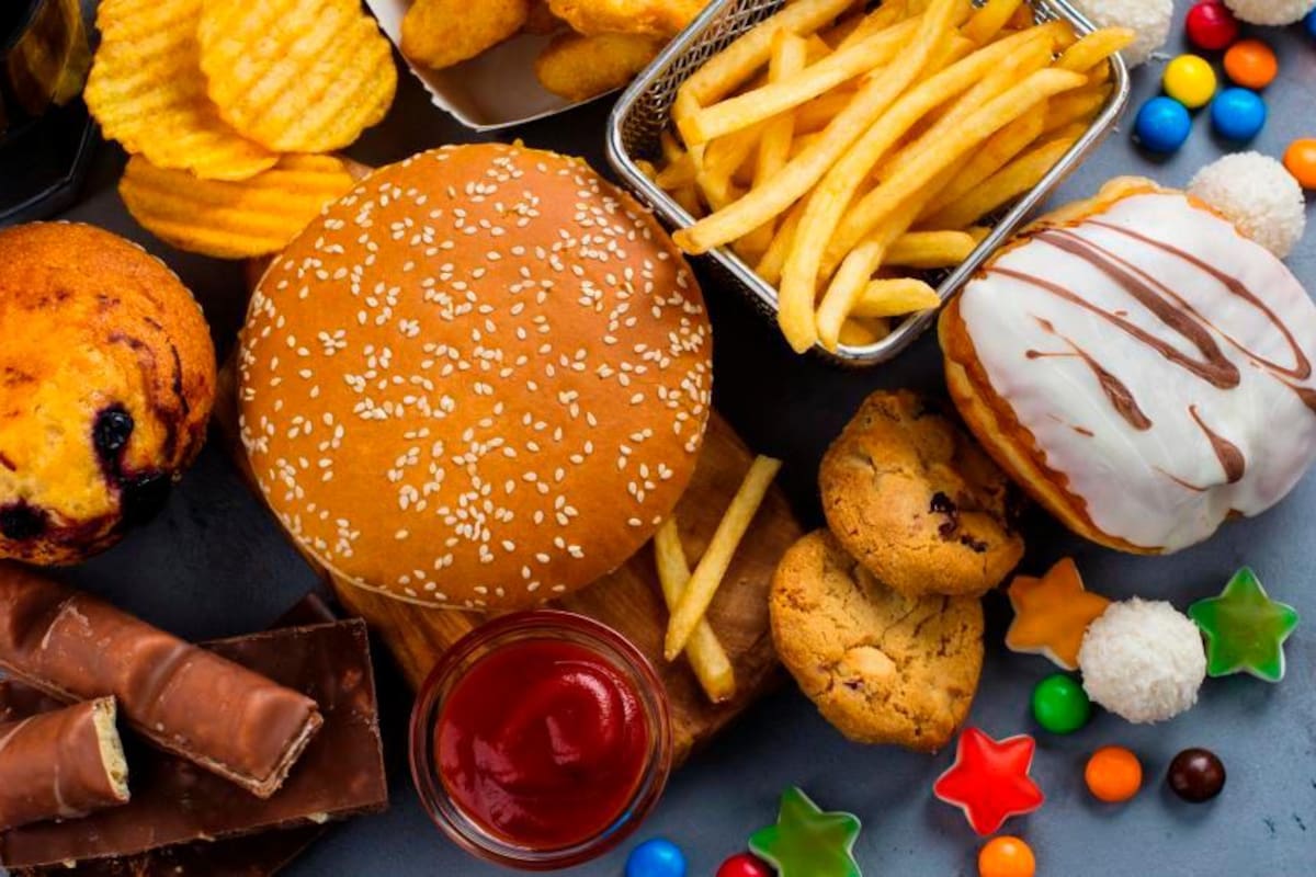 Tenga cuidado con los alimentos ultraprocesados, pueden afectar su salud mental