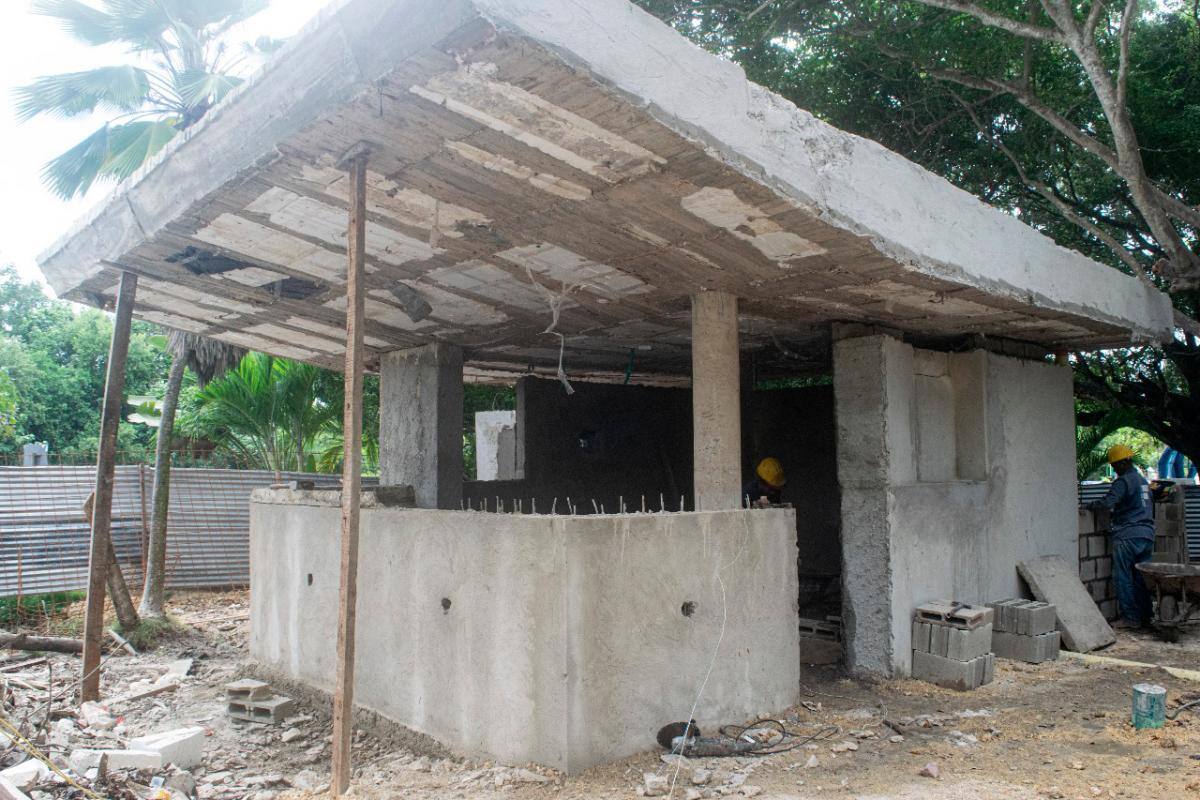 CAI blindados de Cartagena llevan un 50% de avance