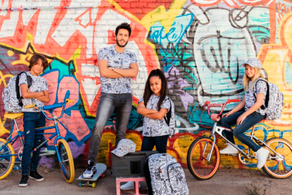 Sebastián Yatra incursiona en el mundo de la moda con su primera colección