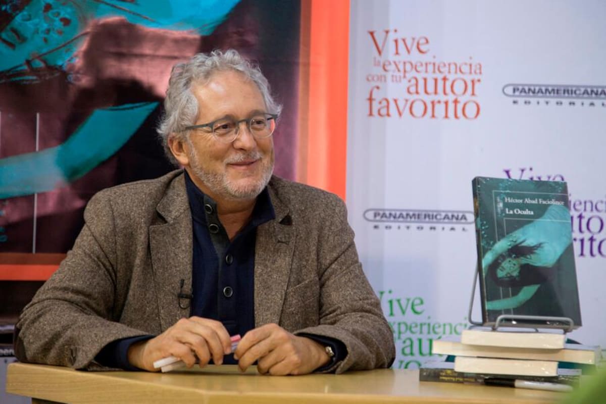 La historia de un cura, el reciente libro de Héctor Abad Faciolince