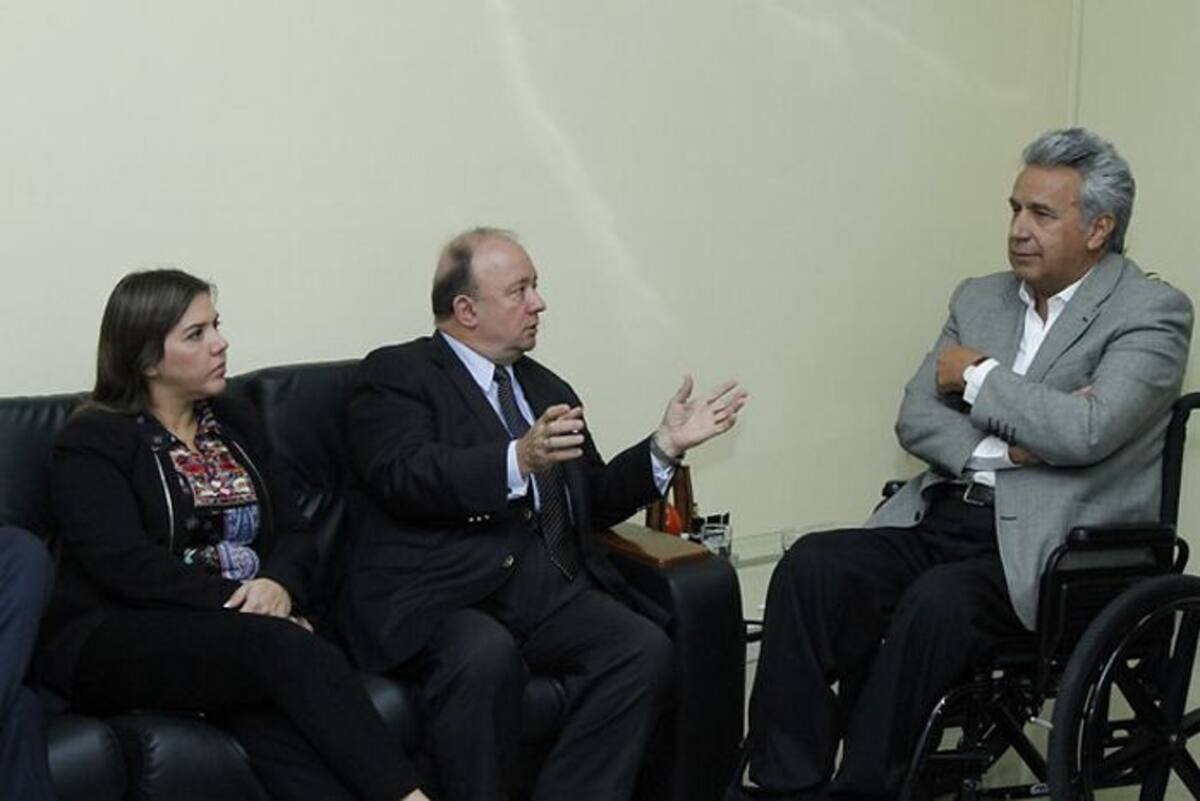 Encuentro del Presidente de Ecuador, Lenín Moreno, el ministro de Defensa colombiano, Luis Carlos Villegas y la cúpula de las Fuerzas Armadas de Colombia. COLPRENSA