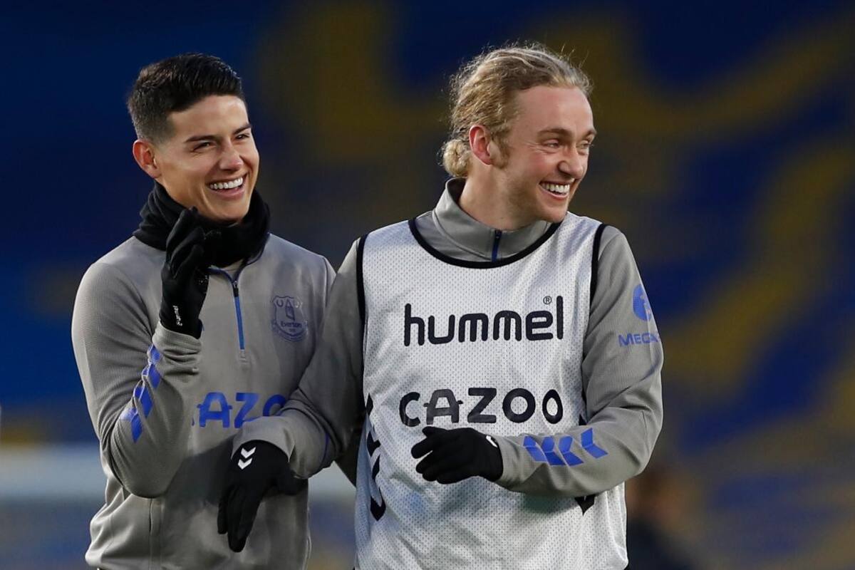 Benítez sobre James Rodríguez: “Es jugador nuestro hasta el 31 de agosto”