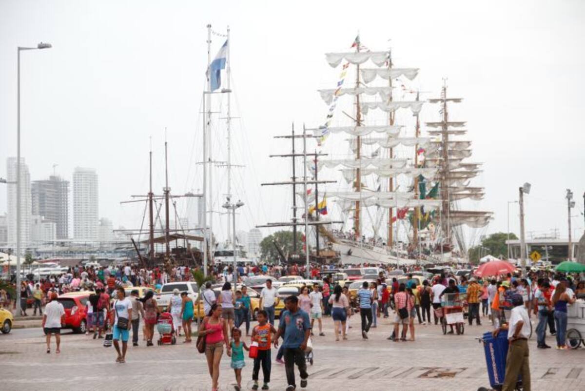 el Muelle de la Bodeguita fue visitado por decenas de familias cartageneras Óscar Díaz - El Universal