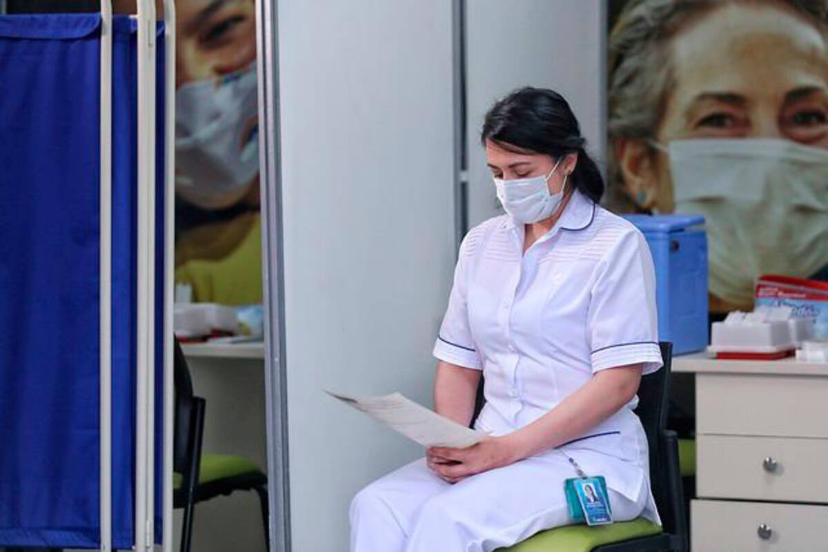 Piden cuidar salud mental de trabajadores que han afrontado la pandemia