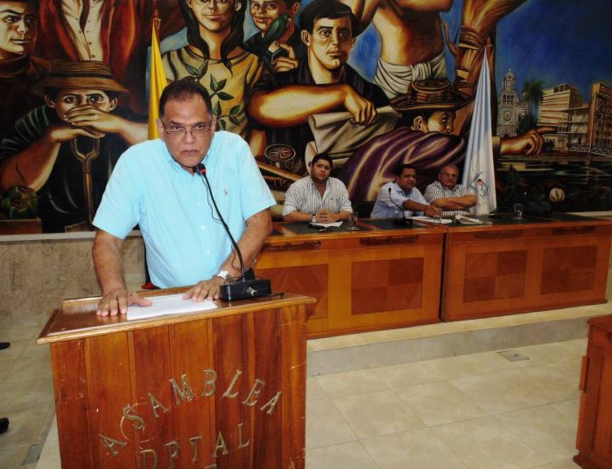 Miguel Burgos David, secretario de gestión, en clausura de sesiones de la Asamblea. NIDIA SERRANO / EL UNIVERSAL