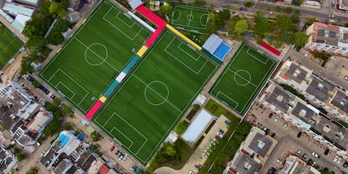 Fotos: Así quedaron las canchas de futbol de Alameda La Victoria tras las obras